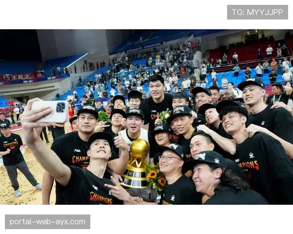 【2026年4月CBA联赛·非赛事·群众体育CBA“走进校园”活动四月启动,多位球星前往广州中小学互动 【2026年4月CBA联赛·非赛事·群众体育CBA“走进校园”活动四月启动,多位球星前往广州中小学互动